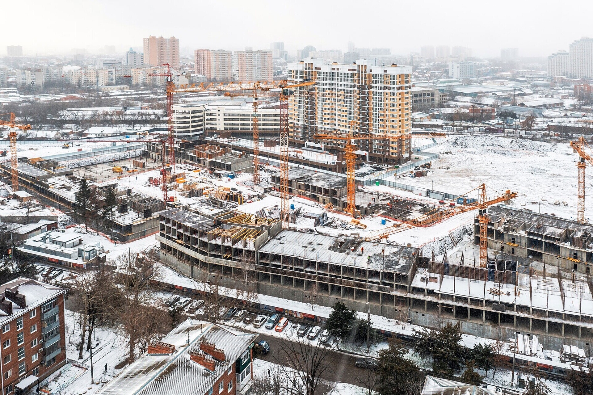 Оптимизация пространства в квартире с нестандартной планировкой в ЖК - секреты комфорта и функциональности